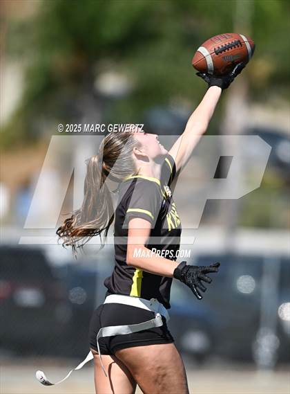 Thumbnail 1 in Villa Park @ Foothill photogallery.