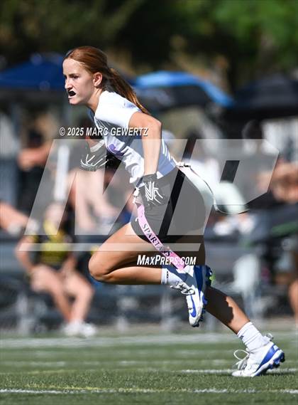Thumbnail 3 in Villa Park @ Foothill photogallery.