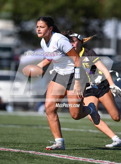 Thumbnail 1 in Villa Park @ Foothill photogallery.