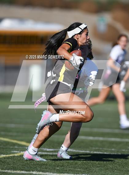 Thumbnail 3 in Villa Park @ Foothill photogallery.