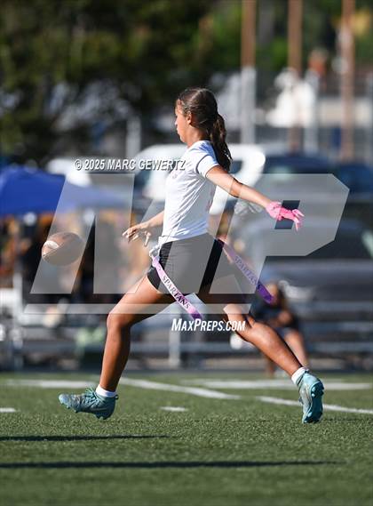 Thumbnail 2 in Villa Park @ Foothill photogallery.