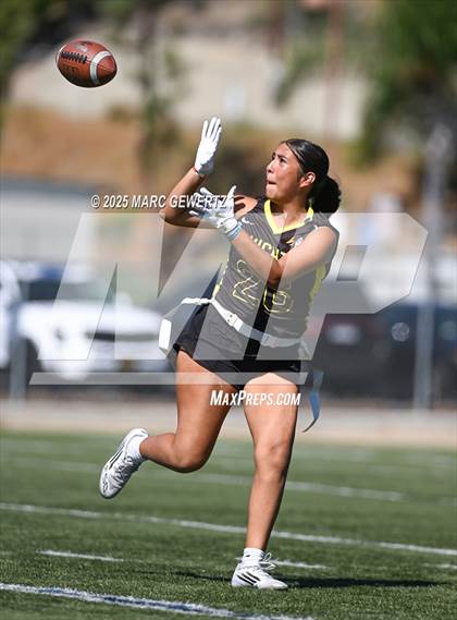 Thumbnail 1 in Villa Park @ Foothill photogallery.