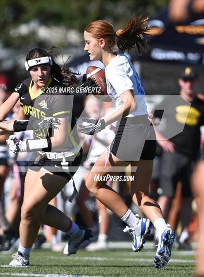 Thumbnail 1 in Villa Park @ Foothill photogallery.
