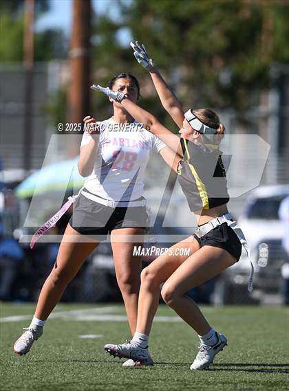 Thumbnail 1 in Villa Park @ Foothill photogallery.