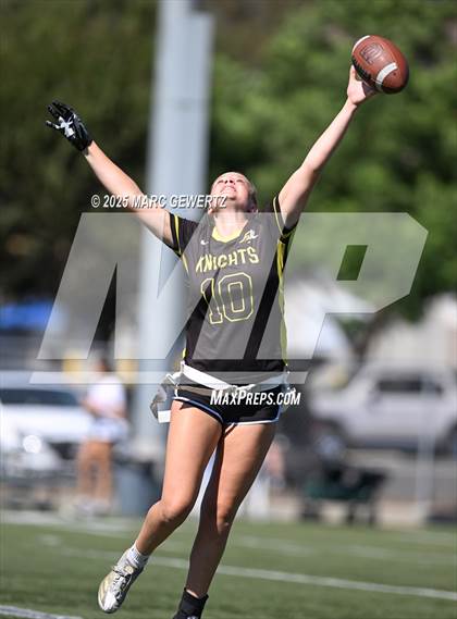 Thumbnail 3 in Villa Park @ Foothill photogallery.