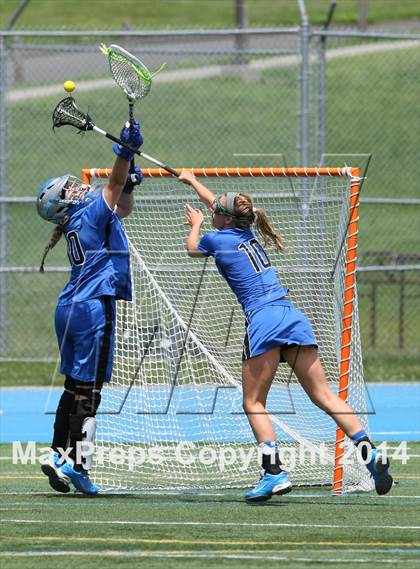 Thumbnail 1 in Glastonbury vs Darien (CIAC Class L Final) photogallery.