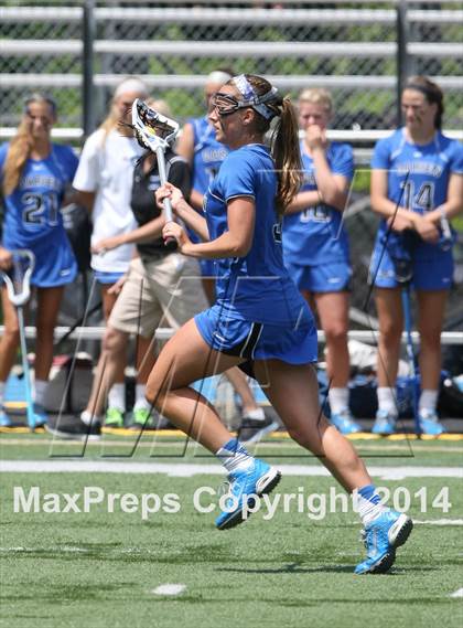 Thumbnail 2 in Glastonbury vs Darien (CIAC Class L Final) photogallery.