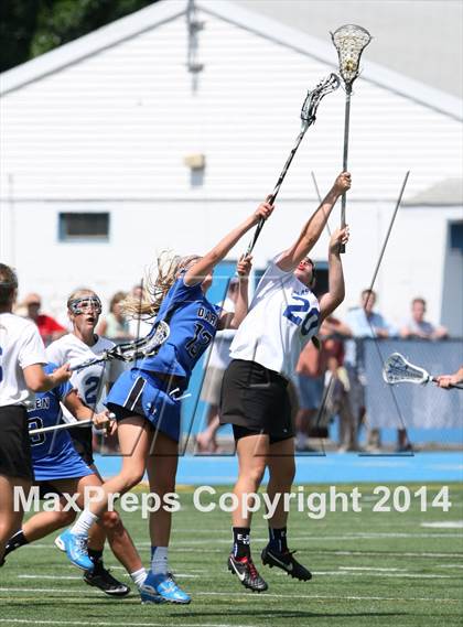 Thumbnail 1 in Glastonbury vs Darien (CIAC Class L Final) photogallery.