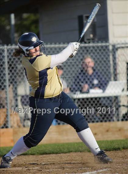 Thumbnail 1 in Thurston @ Marist photogallery.