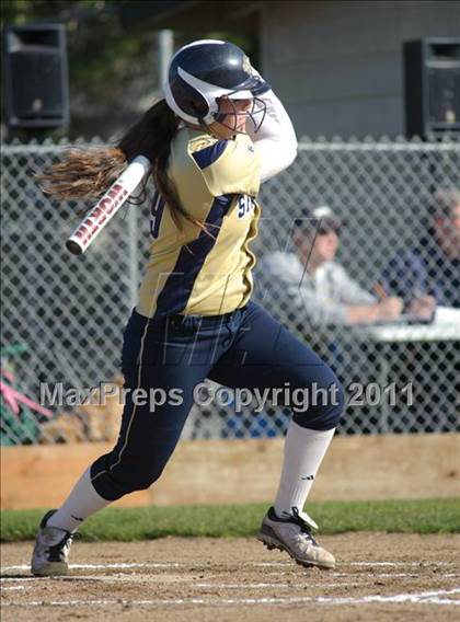 Thumbnail 2 in Thurston @ Marist photogallery.