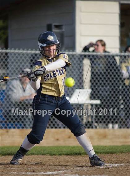 Thumbnail 3 in Thurston @ Marist photogallery.