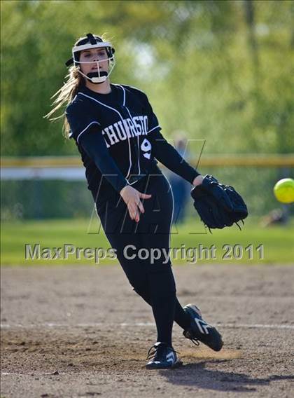 Thumbnail 1 in Thurston @ Marist photogallery.
