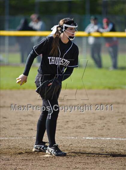 Thumbnail 1 in Thurston @ Marist photogallery.