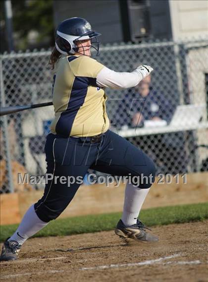 Thumbnail 2 in Thurston @ Marist photogallery.