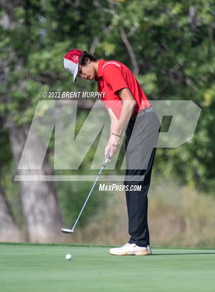 Thumbnail 3 in CHSAA 4A State Championship - Day 1 photogallery.