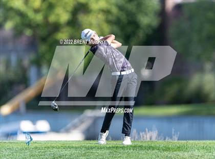 Thumbnail 2 in CHSAA 4A State Championship - Day 1 photogallery.