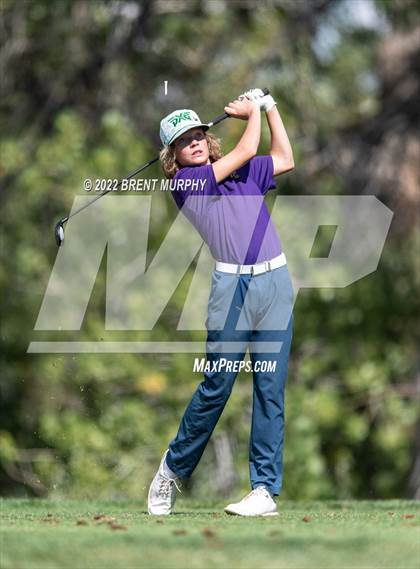 Thumbnail 1 in CHSAA 4A State Championship - Day 1 photogallery.