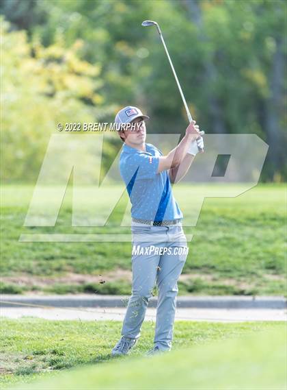 Thumbnail 1 in CHSAA 4A State Championship - Day 1 photogallery.