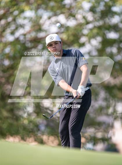 Thumbnail 2 in CHSAA 4A State Championship - Day 1 photogallery.