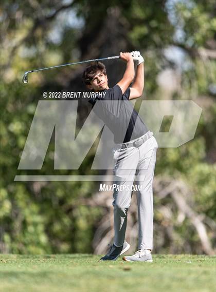 Thumbnail 3 in CHSAA 4A State Championship - Day 1 photogallery.