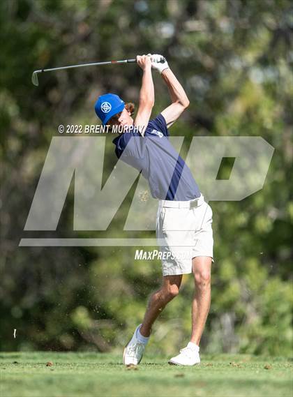Thumbnail 3 in CHSAA 4A State Championship - Day 1 photogallery.