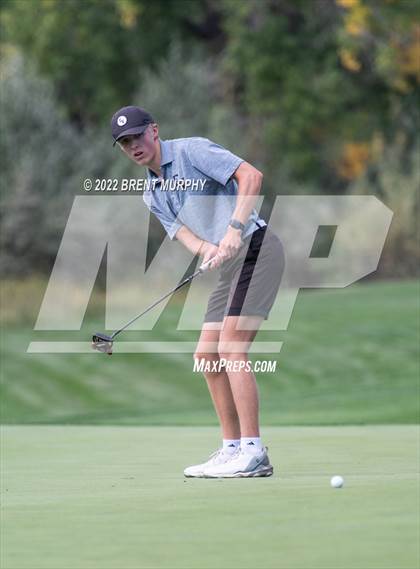 Thumbnail 2 in CHSAA 4A State Championship - Day 1 photogallery.