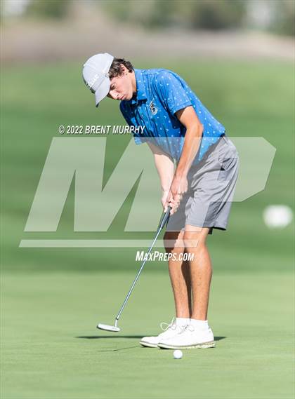 Thumbnail 2 in CHSAA 4A State Championship - Day 1 photogallery.