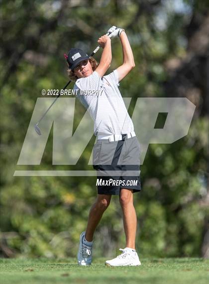 Thumbnail 2 in CHSAA 4A State Championship - Day 1 photogallery.