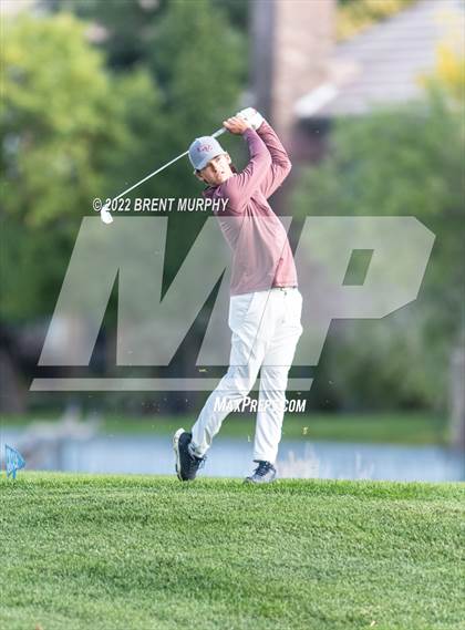 Thumbnail 1 in CHSAA 4A State Championship - Day 1 photogallery.