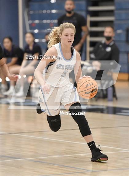 Thumbnail 2 in Portola @ Corona del Mar (CdM Tip Off) photogallery.