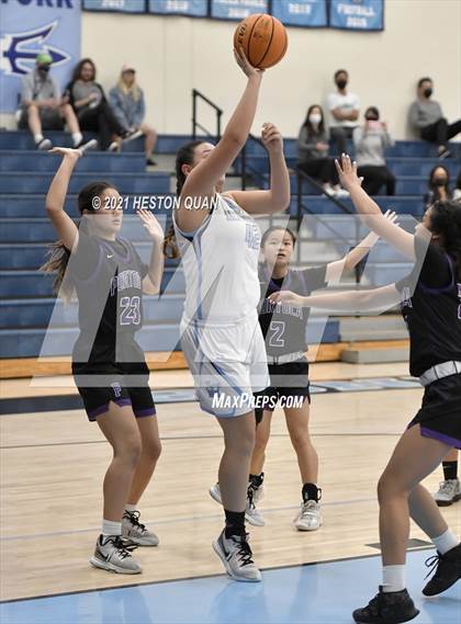 Thumbnail 1 in Portola @ Corona del Mar (CdM Tip Off) photogallery.