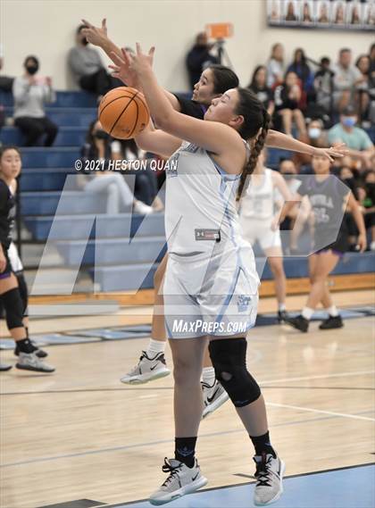 Thumbnail 3 in Portola @ Corona del Mar (CdM Tip Off) photogallery.
