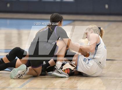 Thumbnail 1 in Portola @ Corona del Mar (CdM Tip Off) photogallery.