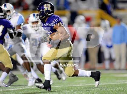 Thumbnail 2 in Hahnville @ Zachary (LHSAA 5A 2nd Round Playoff) photogallery.