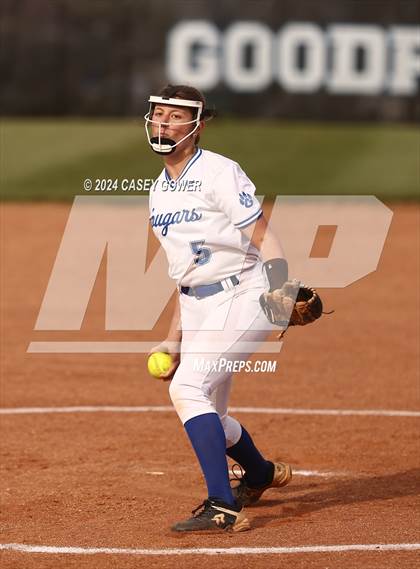 Thumbnail 3 in Ezell-Harding Christian @ Goodpasture Christian photogallery.