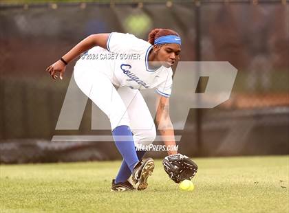 Thumbnail 2 in Ezell-Harding Christian @ Goodpasture Christian photogallery.