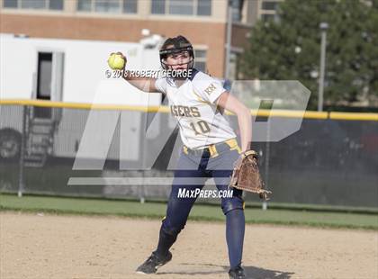 Thumbnail 3 in Kettle Morain @ Muskego photogallery.