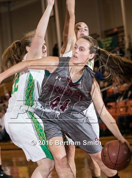 Thumbnail 3 in Williamsville North vs Orchard Park (Section 6 Class AA Final) photogallery.