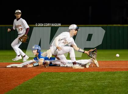 Thumbnail 3 in Vandebilt @ Terrebonne photogallery.