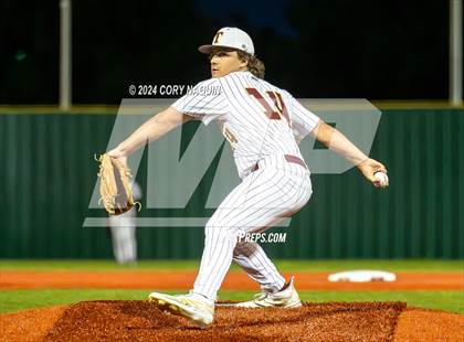 Thumbnail 2 in Vandebilt @ Terrebonne photogallery.