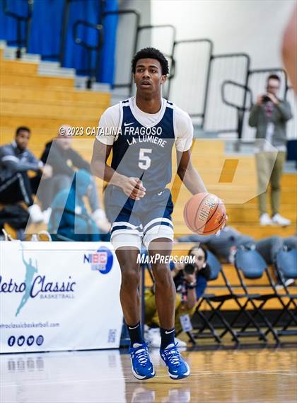 Thumbnail 2 in La Lumiere vs. Montverde Academy (Metro Classic) photogallery.