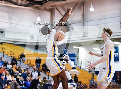 Thumbnail 2 in La Lumiere vs. Montverde Academy (Metro Classic) photogallery.
