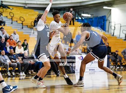 Thumbnail 2 in La Lumiere vs. Montverde Academy (Metro Classic) photogallery.