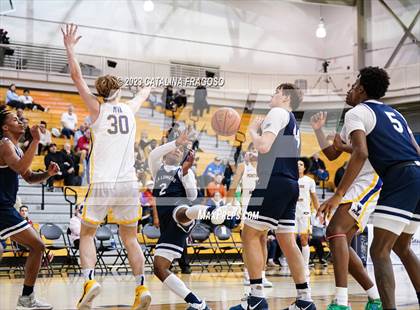 Thumbnail 3 in La Lumiere vs. Montverde Academy (Metro Classic) photogallery.