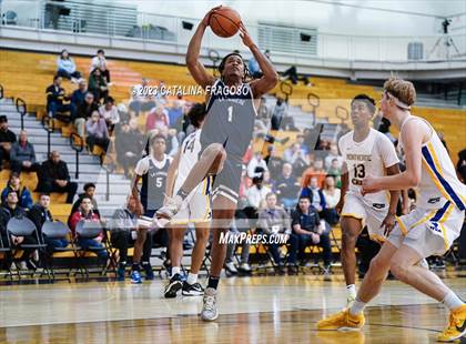 Thumbnail 1 in La Lumiere vs. Montverde Academy (Metro Classic) photogallery.