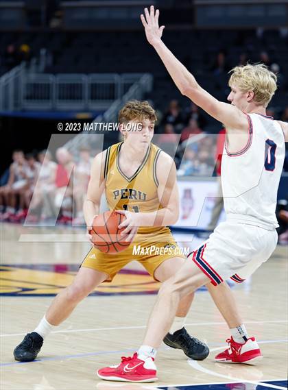 Thumbnail 2 in Peru vs Lewis Cass photogallery.