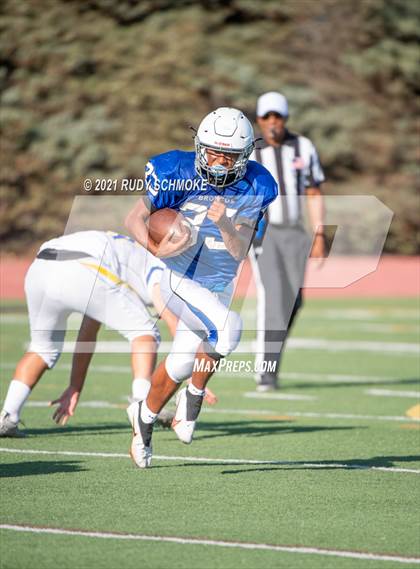 Thumbnail 2 in JV: Rancho Bernardo vs Grossmont photogallery.