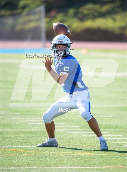 Thumbnail 2 in JV: Rancho Bernardo vs Grossmont photogallery.