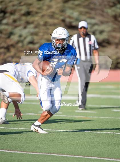Thumbnail 2 in JV: Rancho Bernardo vs Grossmont photogallery.
