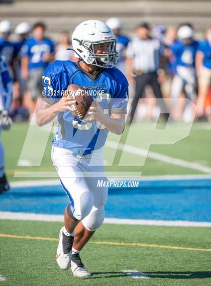 Thumbnail 2 in JV: Rancho Bernardo vs Grossmont photogallery.